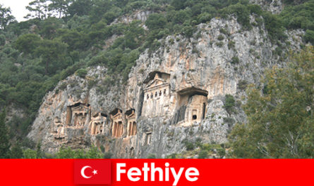 Bandar Fethiye di barat daya Turki