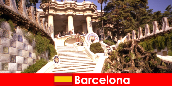 Sorotan terbaik dan tempat pelancong di Barcelona