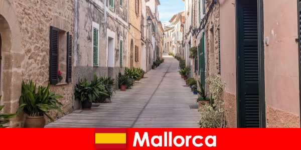 Syurga untuk pelancong sukan di Mallorca dalam landskap dan pantai semulajadi