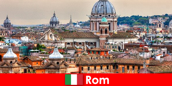 Rom Cosmopolitan City dengan banyak Gereja dan gereja satu titik hubungan untuk orang asing