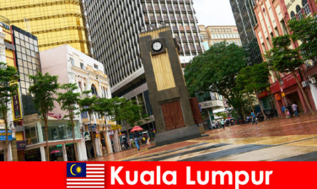 Pusat kebudayaan dan ekonomi Kuala Lumpur kawasan metropolitan terbesar Malaysia