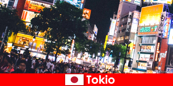 Tokyo kehidupan malam yang sempurna untuk pelancong di bandar cahaya neon yang kerlip