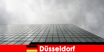 Pengiring Dusseldorf Jerman Pelancong mahu mengalami kemewahan tulen di metropolis