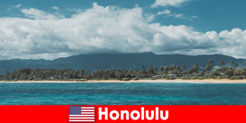 Lawatan menyelam untuk pelancong sukan di Honolulu Amerika Syarikat pengalaman unik