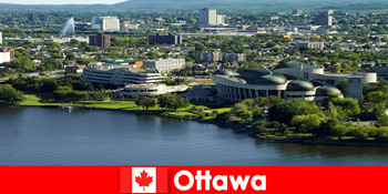 Rumah kebudayaan dan restoran paling popular adalah destinasi untuk tetamu di Ottawa Canada