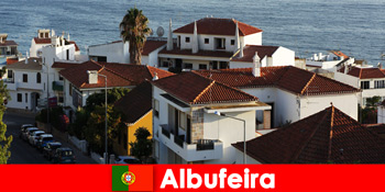 Destinasi percutian yang popular di Eropah adalah Albufeira di Portugal untuk setiap pelancong