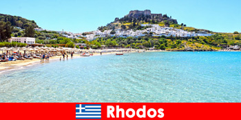 Cuti aktif untuk penyelam di dunia bawah air Rhodes Greece