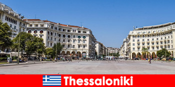 Seni Muzik dan hiburan di Thessaloniki Greece untuk orang yang tidak dikenali
