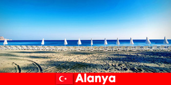 Cadangan Nikmati percutian di Alanya Turki dengan kanak-kanak berenang di pantai