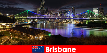 Brisbane Australia untuk pengembara muda dengan aktiviti riadah dan pengalaman pengembaraan terbaik
