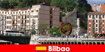 Lawatan bandar ke Bilbao Sepanyol termasuk untuk pelancong budaya dari seluruh dunia