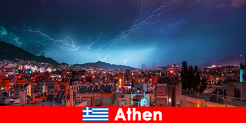 Perayaan di Athens Greece untuk tetamu muda