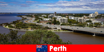 Perth di Australia ialah sebuah bandar kosmopolitan dengan banyak tarikan pelancong