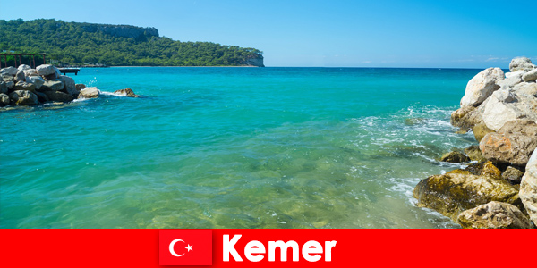 Kemer Tempat bertemunya bandar-bandar purba Turki dan pantai yang indah